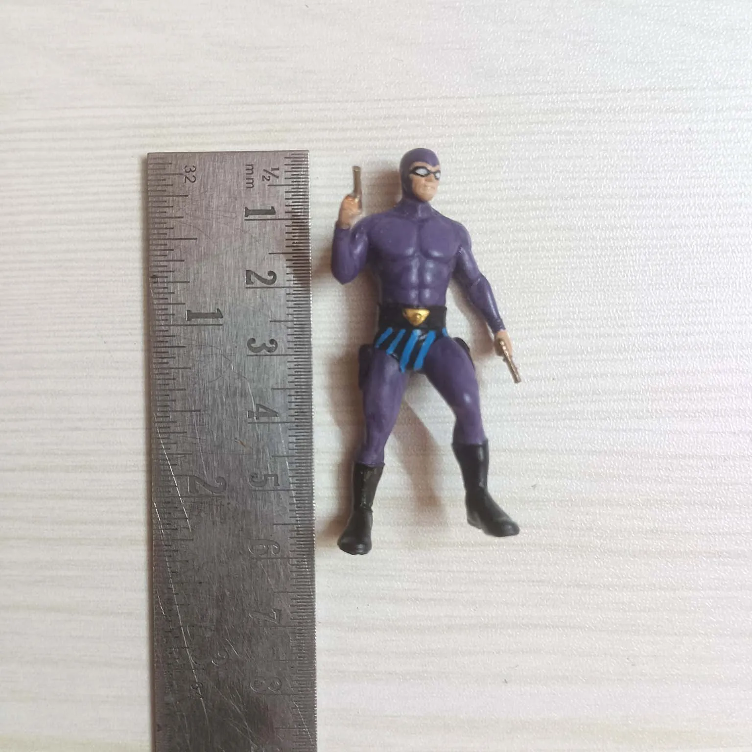 Phantom On Rock Standing Miniature Figurine Scale 1:32