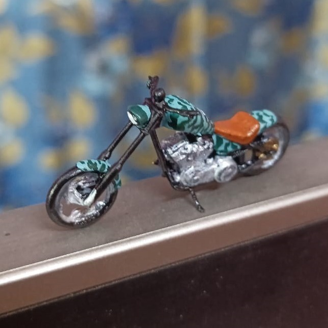 Chopper Bike Racing Motorcycle Scale 1:64