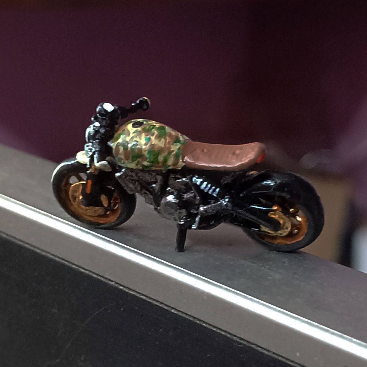 Ducat Bike Racing Motorcycle Scale 1:64