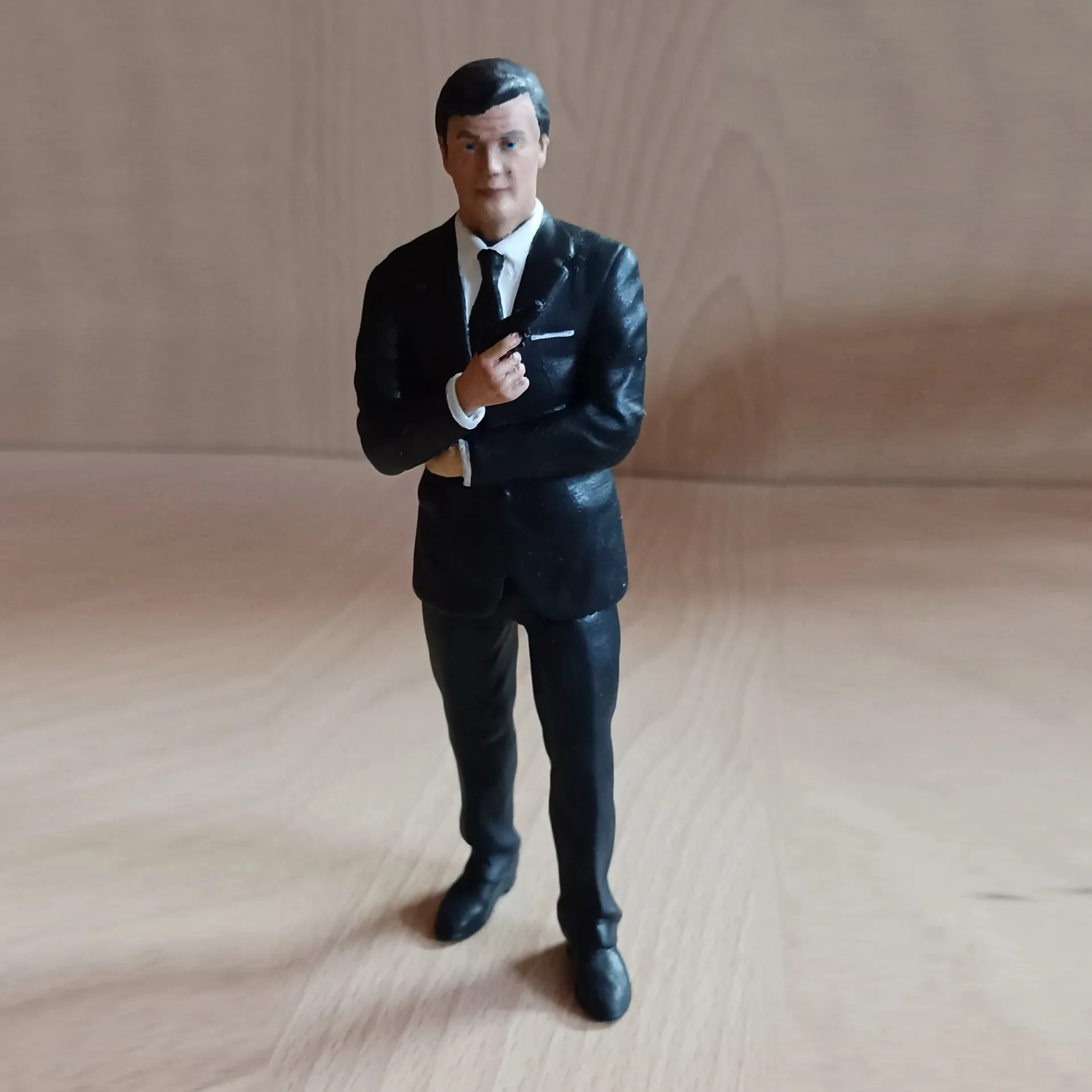 Roger Moore Bond British Secret Agent Hollywood Actor 3D Figurine Figure Model Statue
