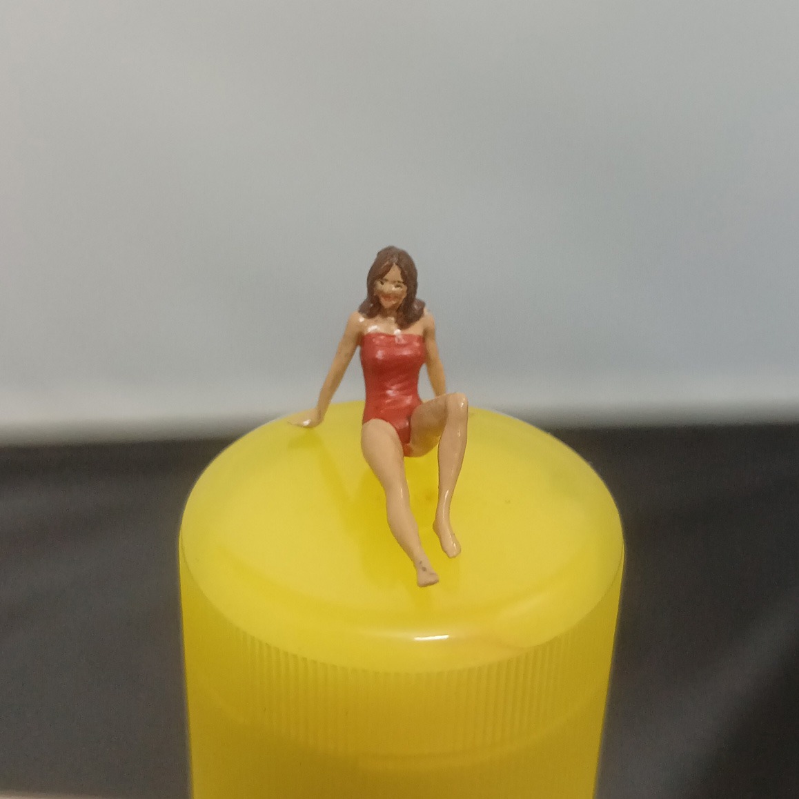 Scale 1:64 Girl Miniature