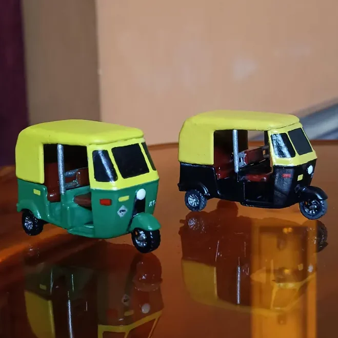 Scale 1:64 Tuk Tuk India Transportation Auto Rickshaw Vehicle