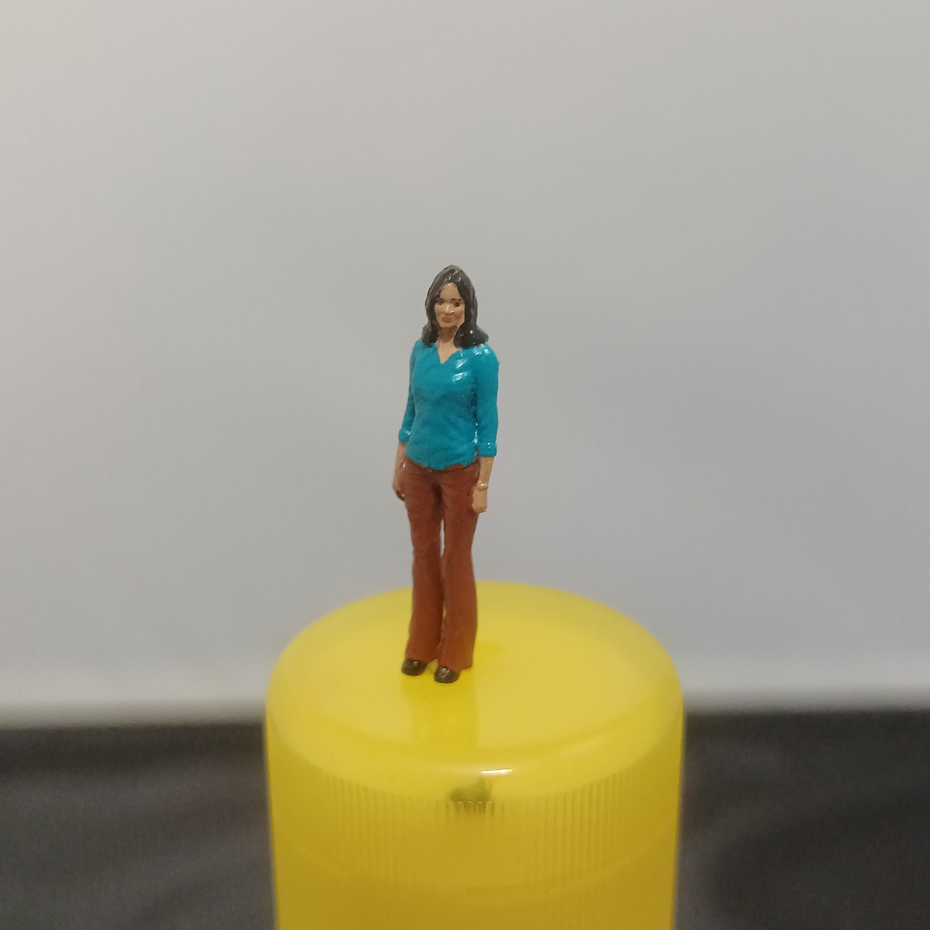 Scale 1:64 Girl Miniature