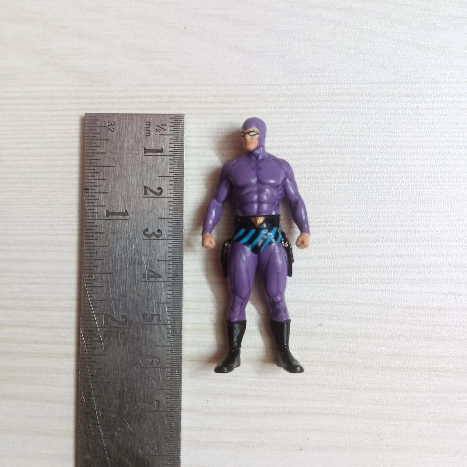 Phantom Fist Closed Miniature Figurine Scale 1:32