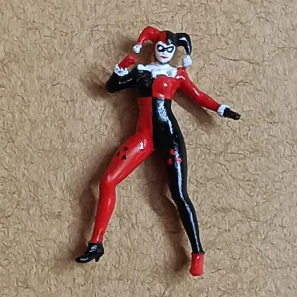 Scale 1:64 Movie Comic Queen Miniature