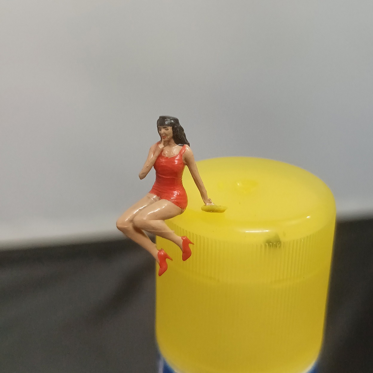 Scale 1:64 Girl Miniature