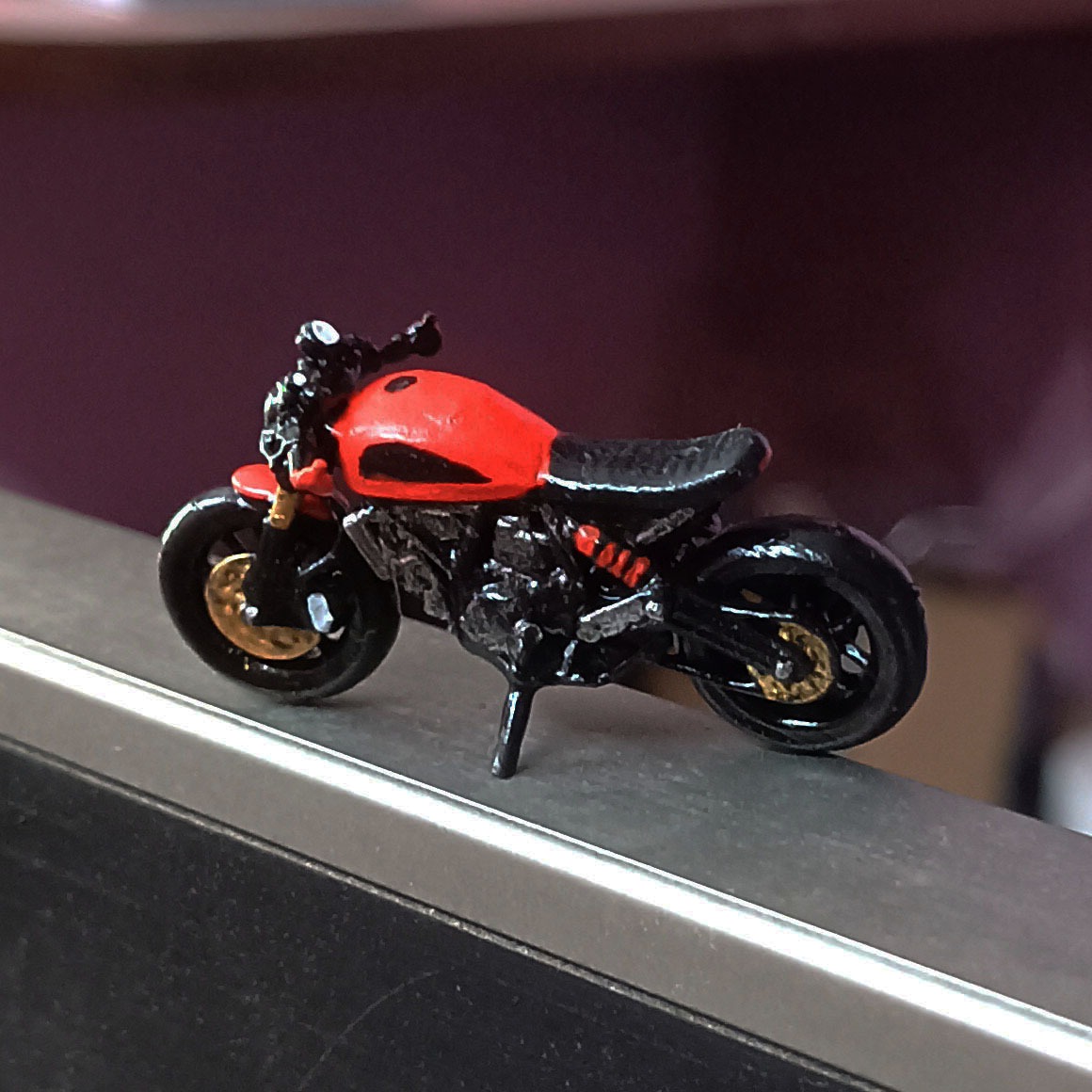 Ducat Bike Racing Motorcycle Scale 1:64