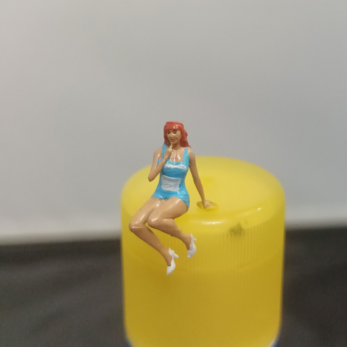 Scale 1:64 Girl Miniature